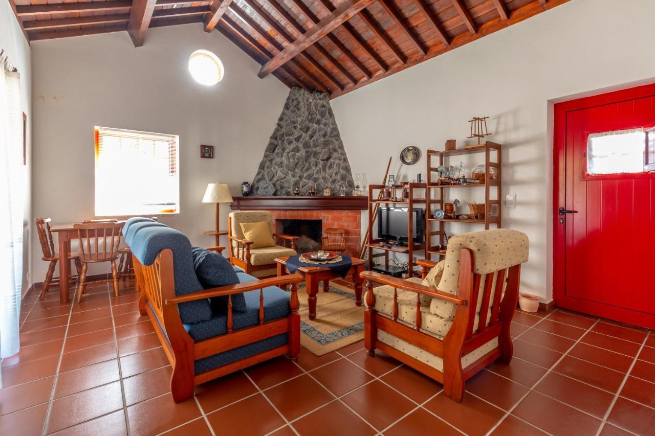 Maison d'hôtes Quinta Dos Reis à Biscoitos  Extérieur photo